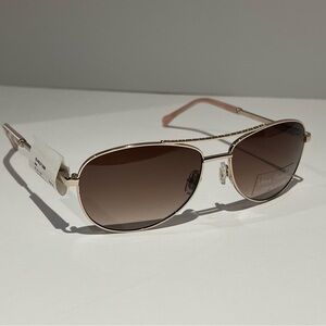 NWT 💖 Vera Bradley Sunglasses